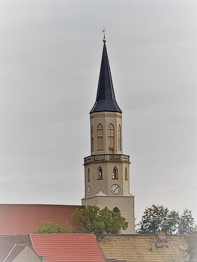 קוסוויג Turmblick-Gaestequartier-Coswig-Hier-Erwartet-Sie-Individueller-Service-Im-Herzen-Der-Altstadt מראה חיצוני תמונה