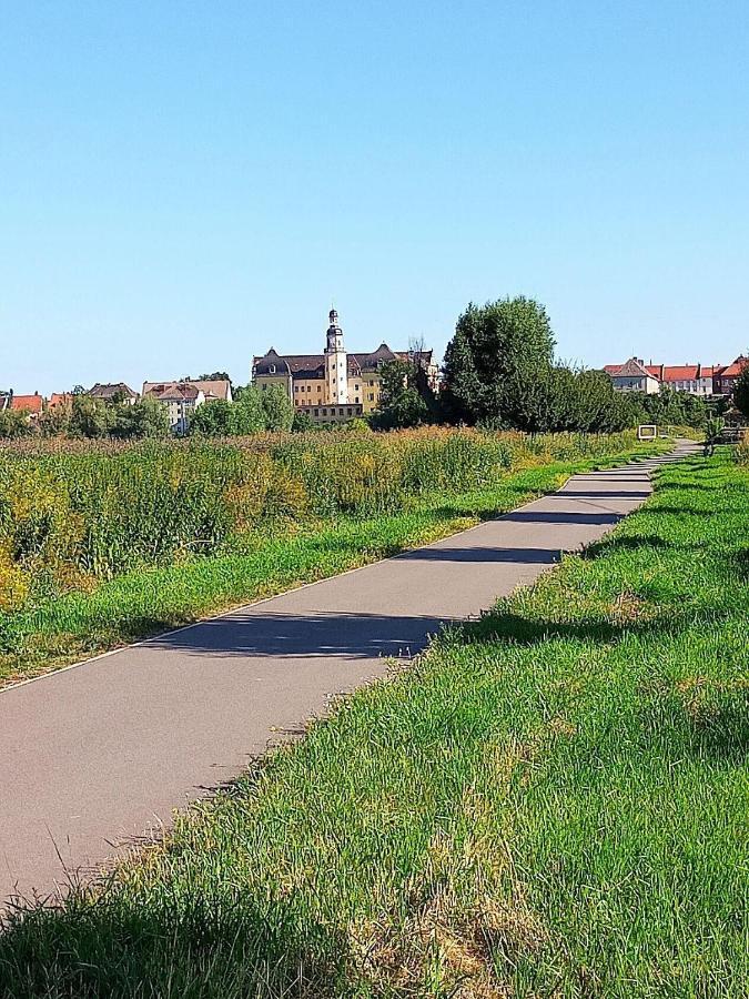 קוסוויג Turmblick-Gaestequartier-Coswig-Hier-Erwartet-Sie-Individueller-Service-Im-Herzen-Der-Altstadt מראה חיצוני תמונה